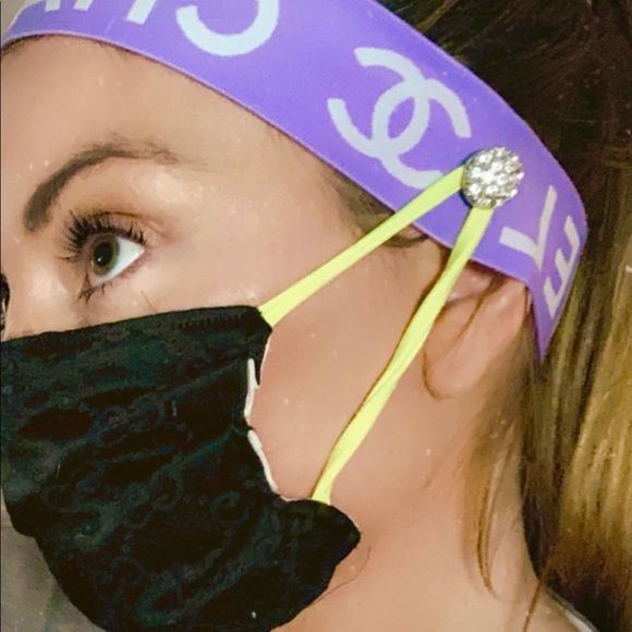 Headbands w/ Vintage Buttons For Mask Ear Loops - Picture 1 of 6